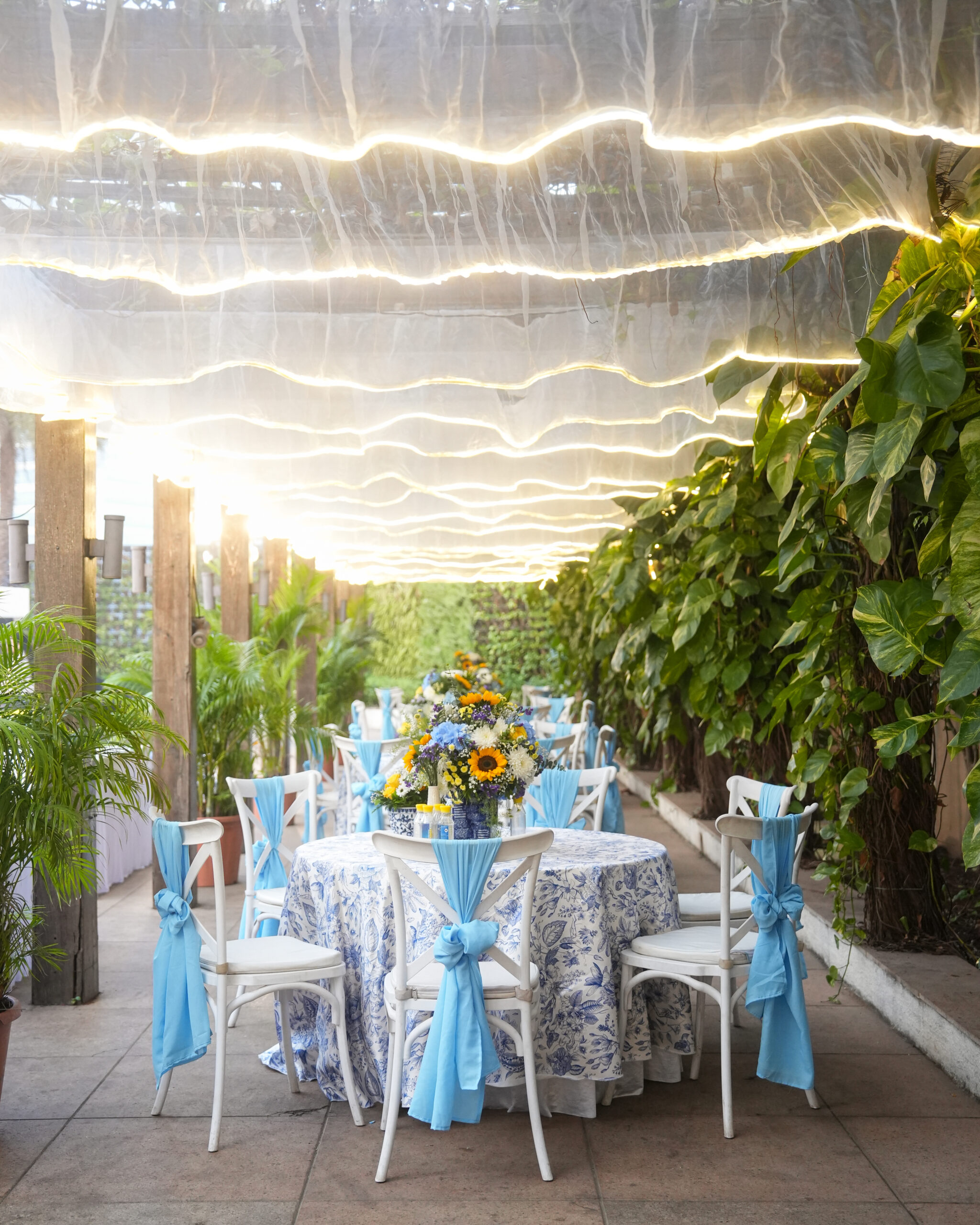 Wedding background slide 5